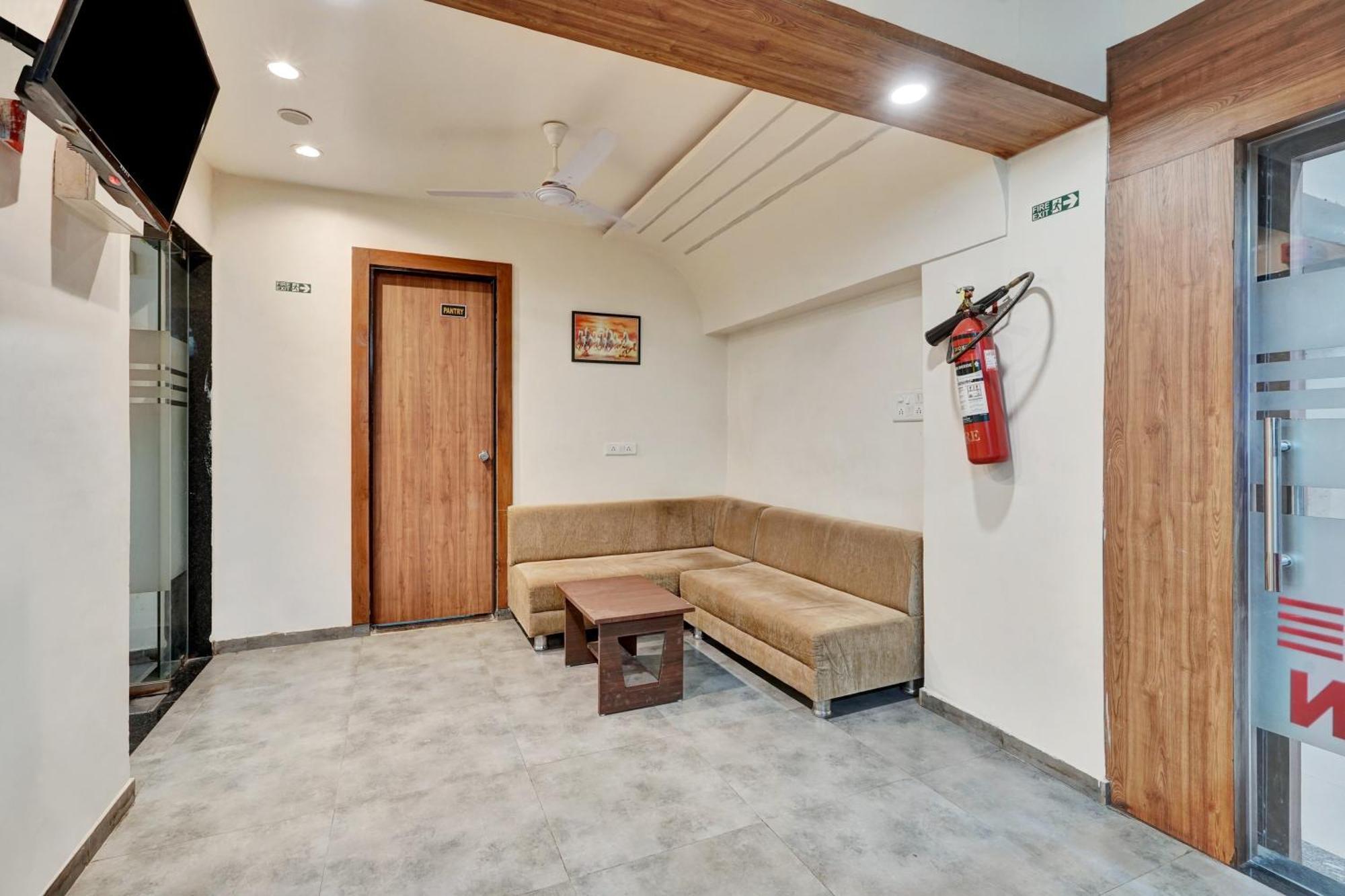 Super Collection O Kudasan Gandhinagar Formerly Hotel Royal Mansion Luaran gambar